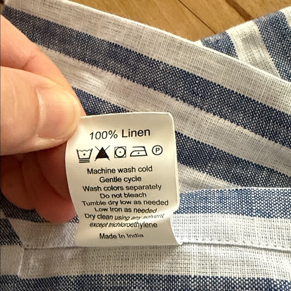 Solino Home Striped Blue and White Table Runner in 100% Linen. 14”x48”. New. - Picture 6 of 6